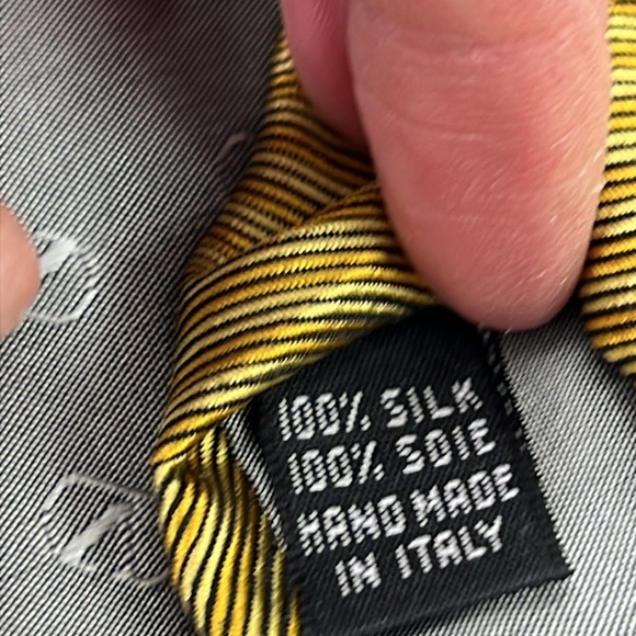 Men's Valentino Yellow Horizontal Cravat Tie - Picture 5 of 7